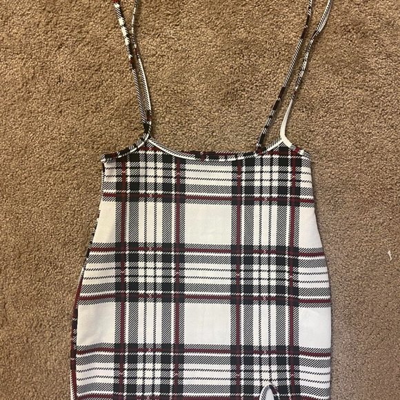 SHEIN split hem plaid suspender dress (without t-shirt) - Picture 2 of 2